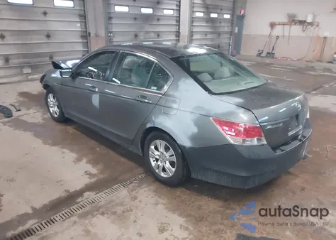 2010 Honda Accord 2.4 Lx-P z USA, uszkodzony, nr VIN 1HGCP2F44AA155288